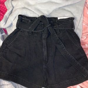 Black lose jean shorts